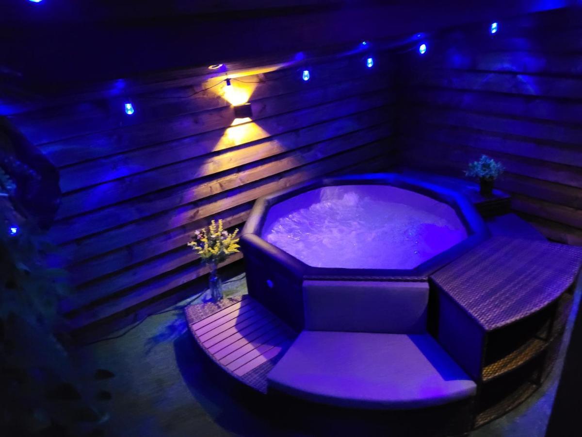 Chambre Merlot, Piscine Et Spa, Proche St Emilion Lugon et l'Ile du Carney Exterior photo